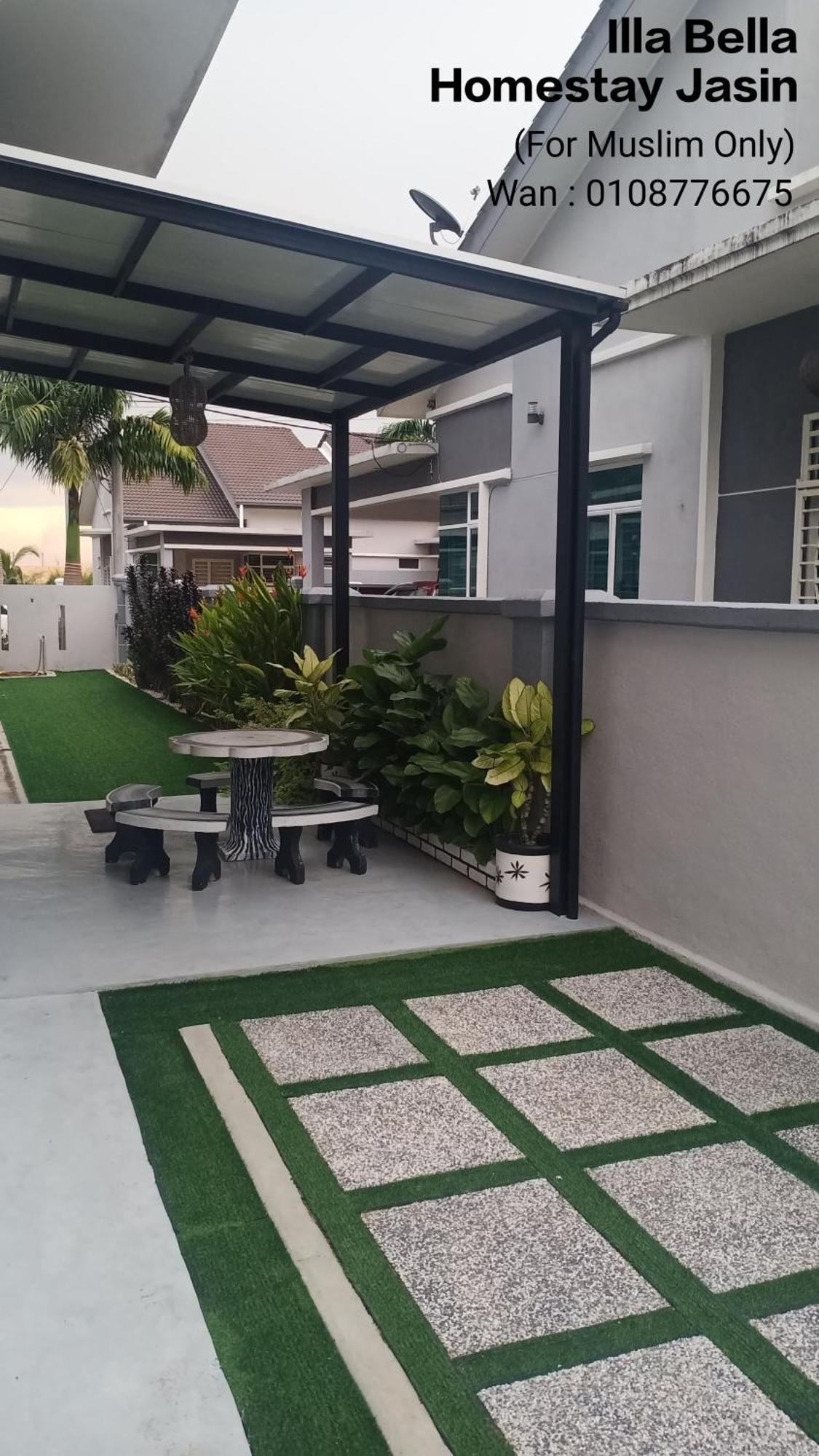 Illa Bella Homestay Jasin Exterior foto